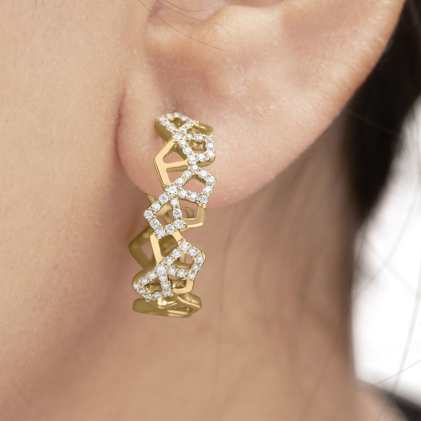 14K Yellow Gold 3/4 Cttw Diamond Honeycomb Hoop Earrings (G-H Color, SI1-SI2 Clarity) - 24MM