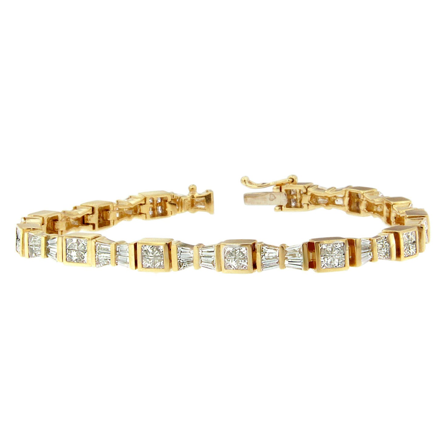 14K Yellow Gold Princess and Baguette Cut Diamond Bow Bracelet (5 3/4 cttw, H-I Color, SI1-SI2 Clarity)